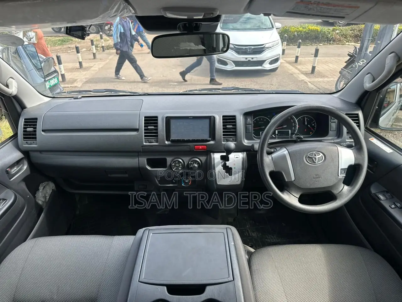 Toyota HiAce 2019 Silver