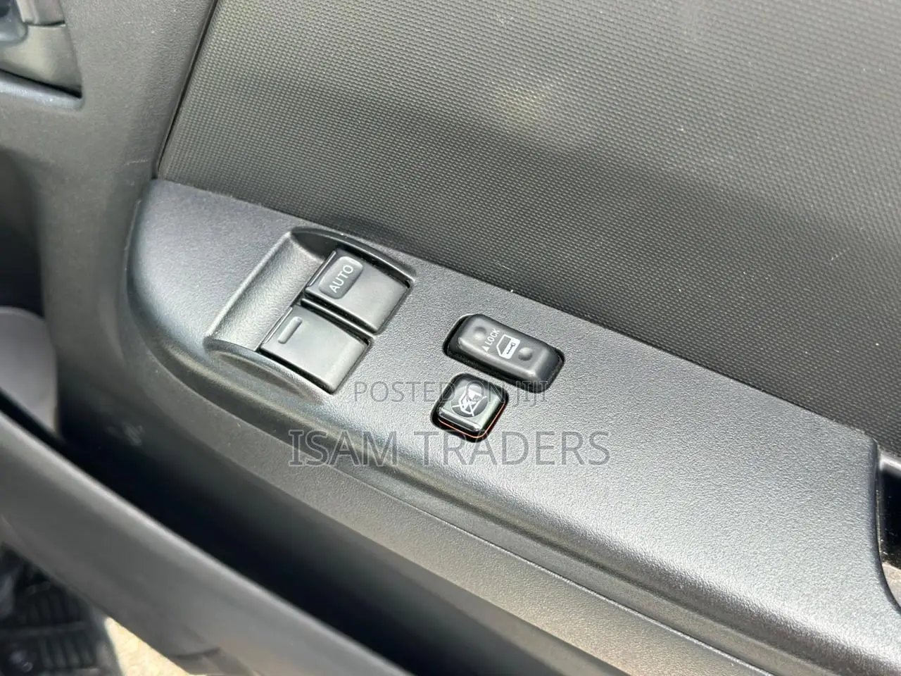 Toyota HiAce 2019 Silver
