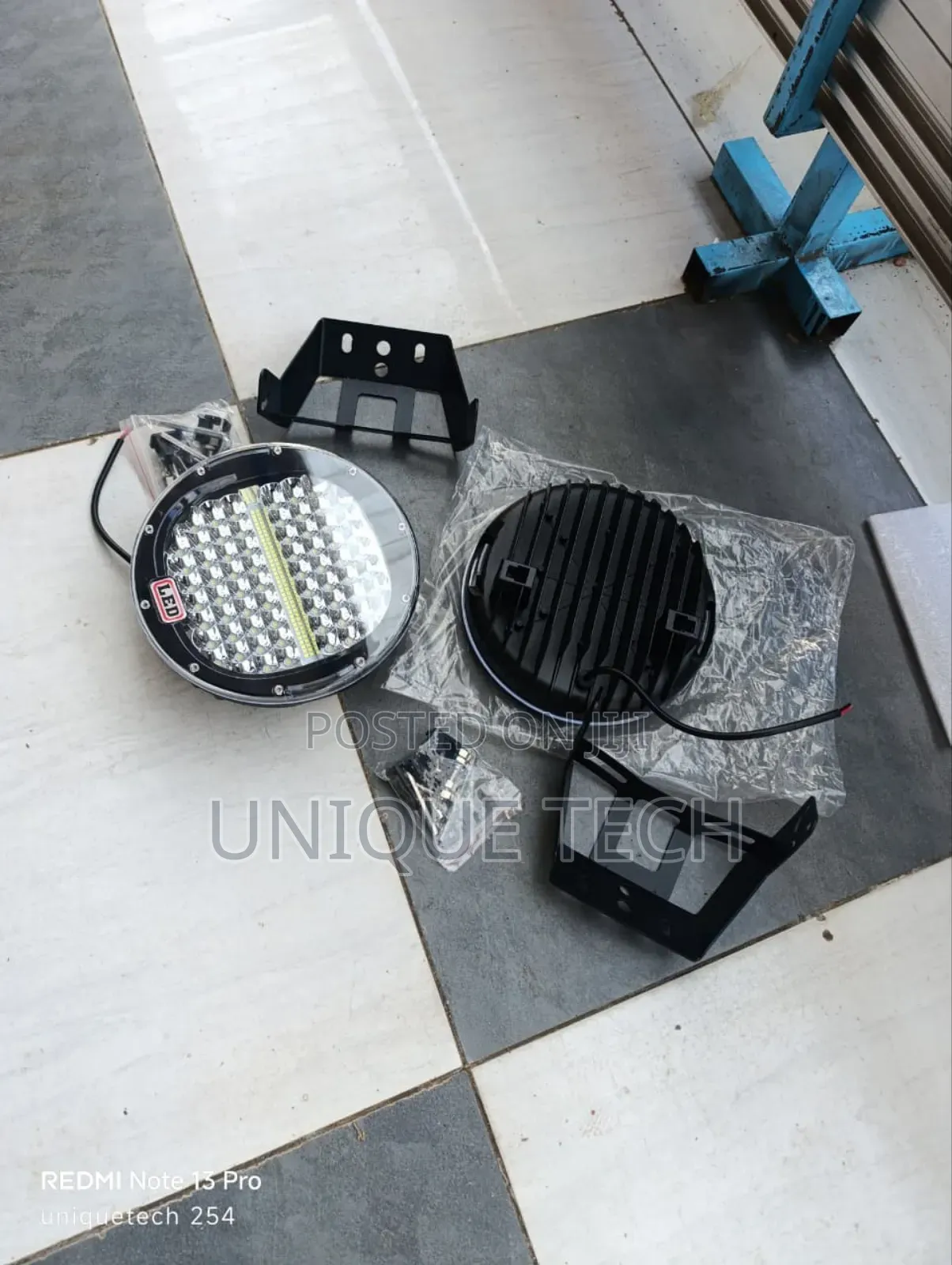 9" Led Fog and Driving Light for Vehicles