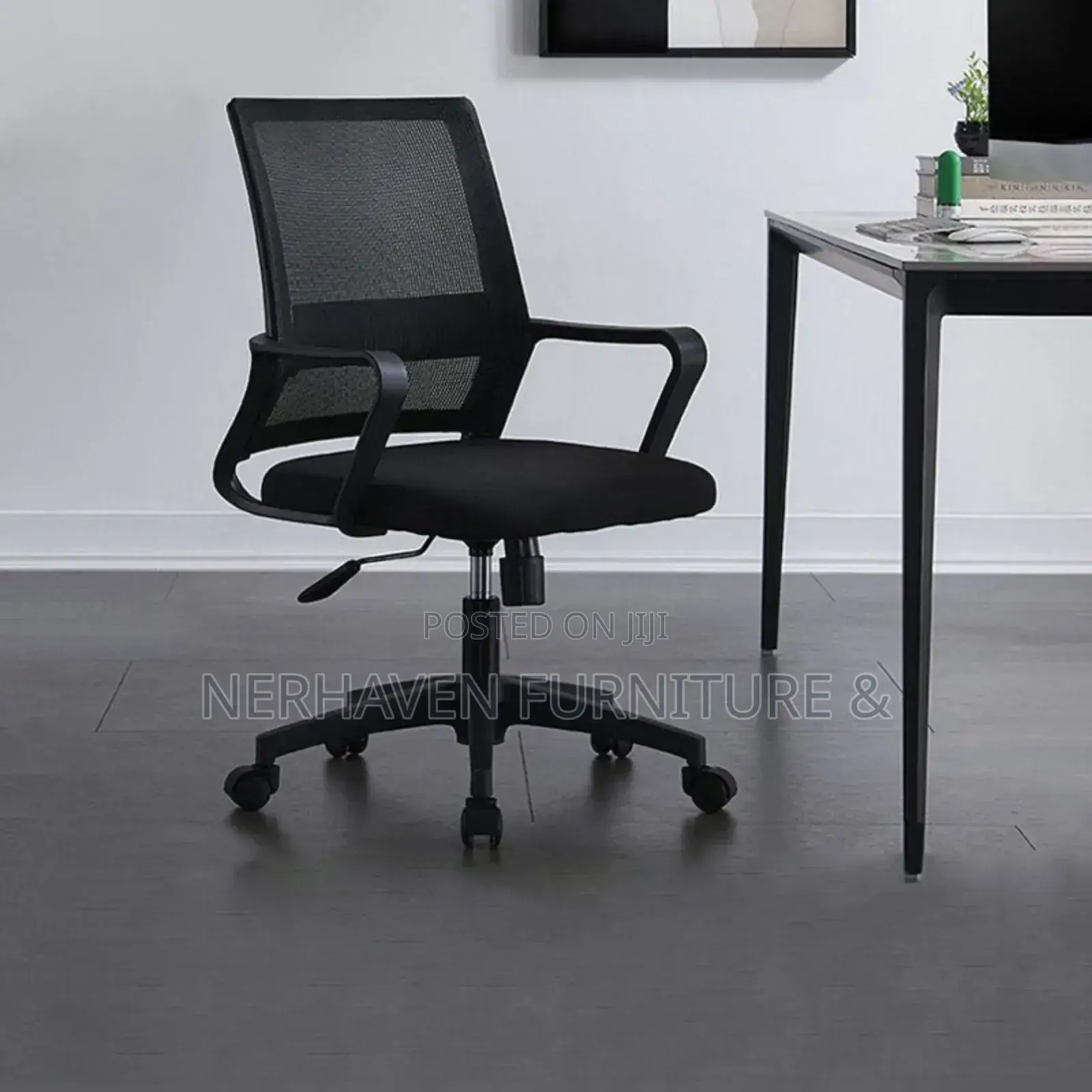Fabric Office Chair – Breathable Stylish Design