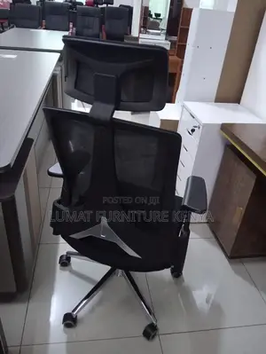 Comfortable Workstation Chair