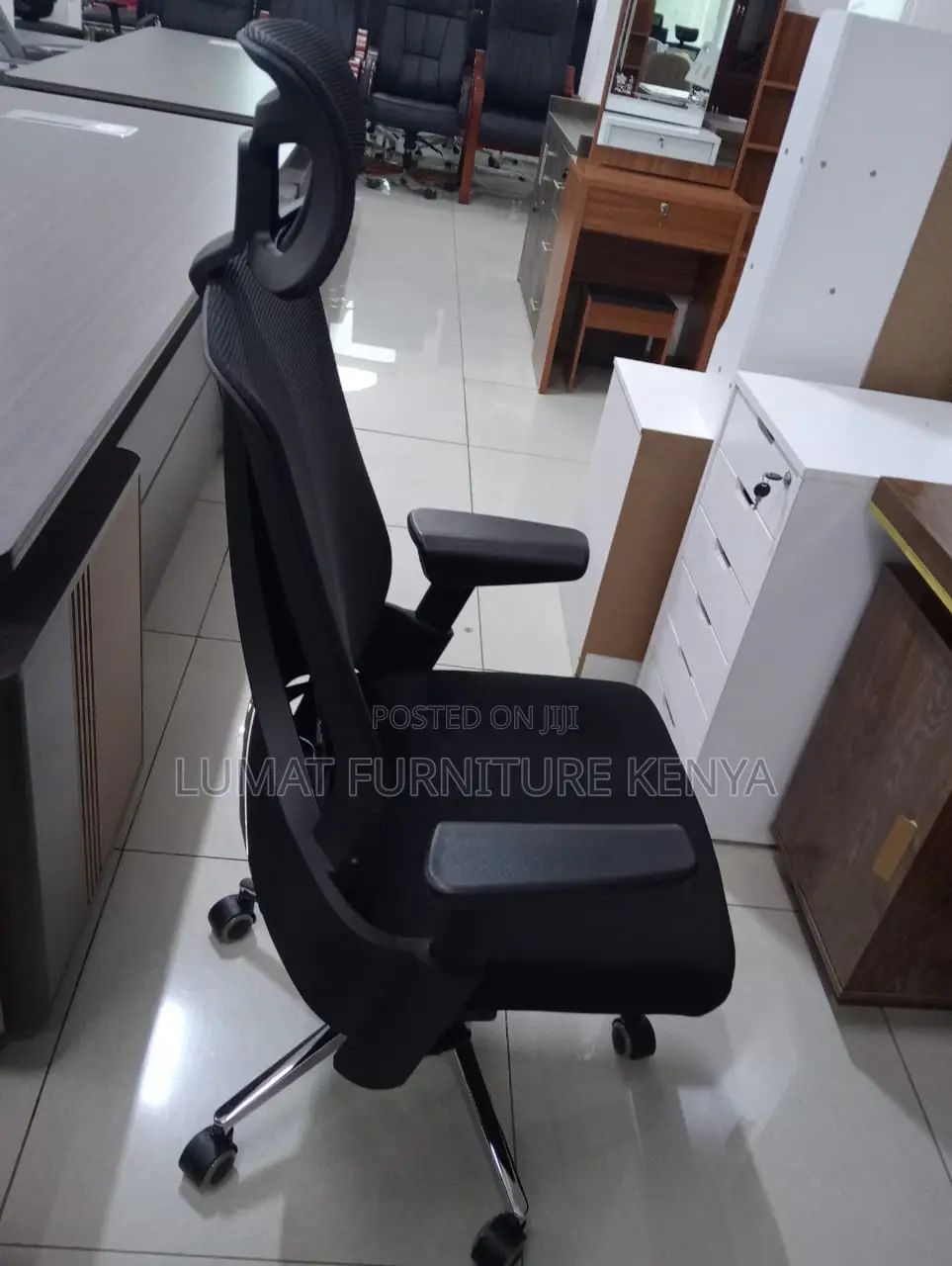 Comfortable Workstation Chair