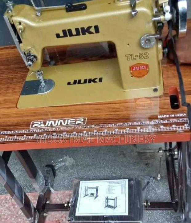 Juki Sewing Machine With Table - main view