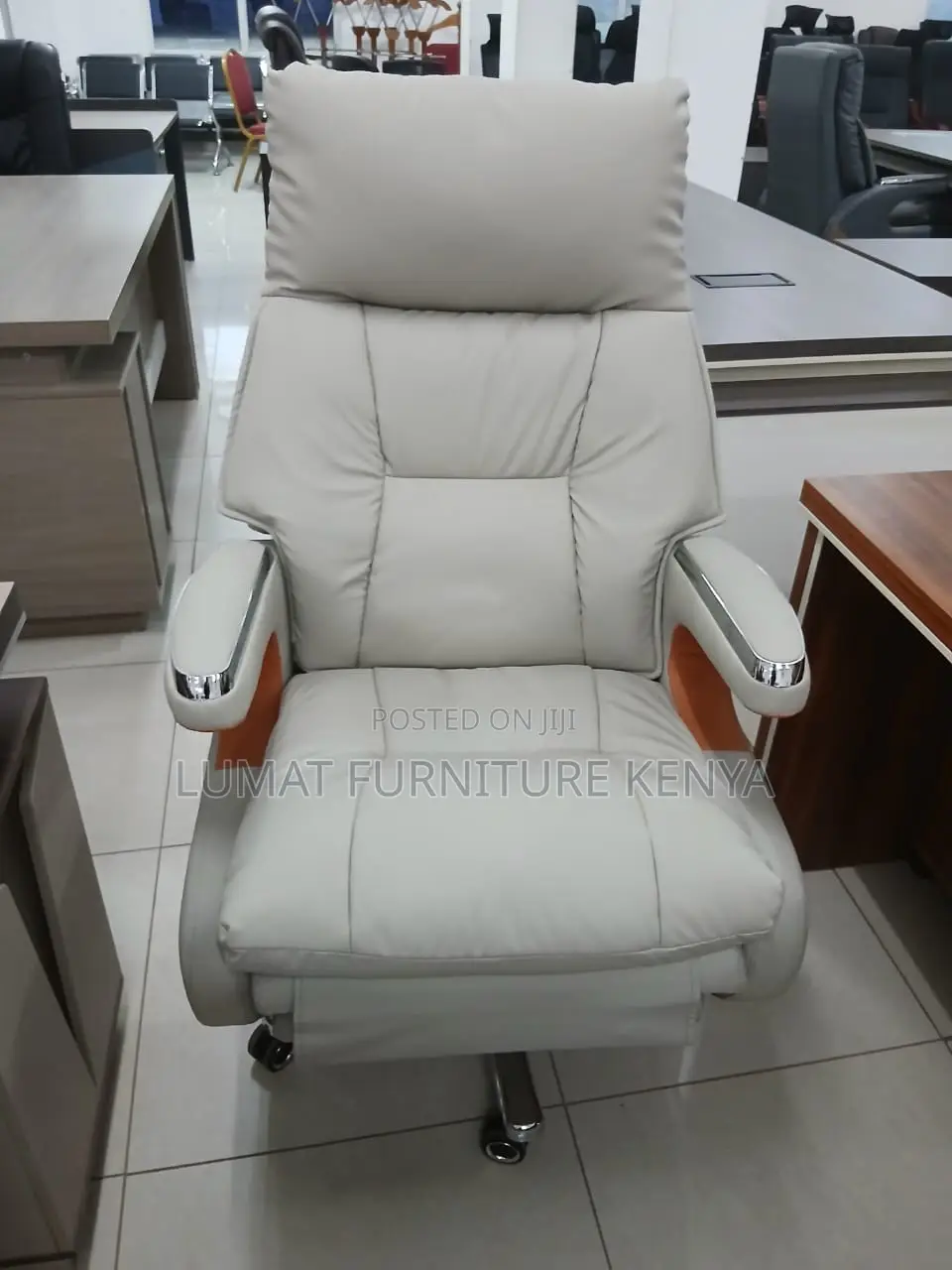 Premium Manager’S Seat