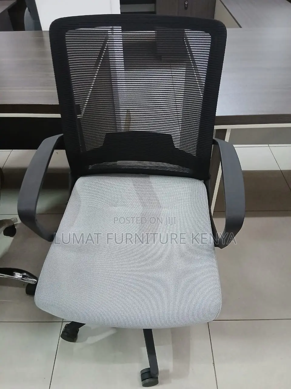 Ergonomic Mesh Office Chair