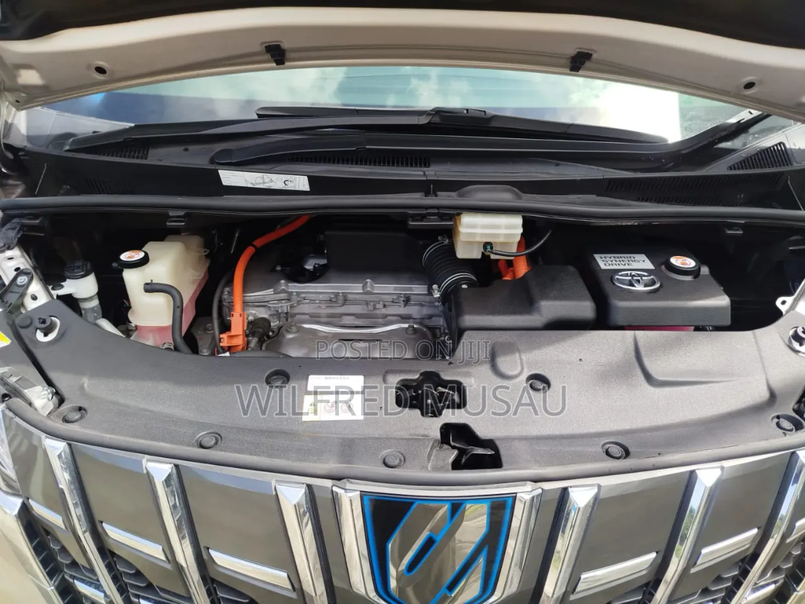 Toyota Alphard 2.5 Hybrid AWD 2019 Silver