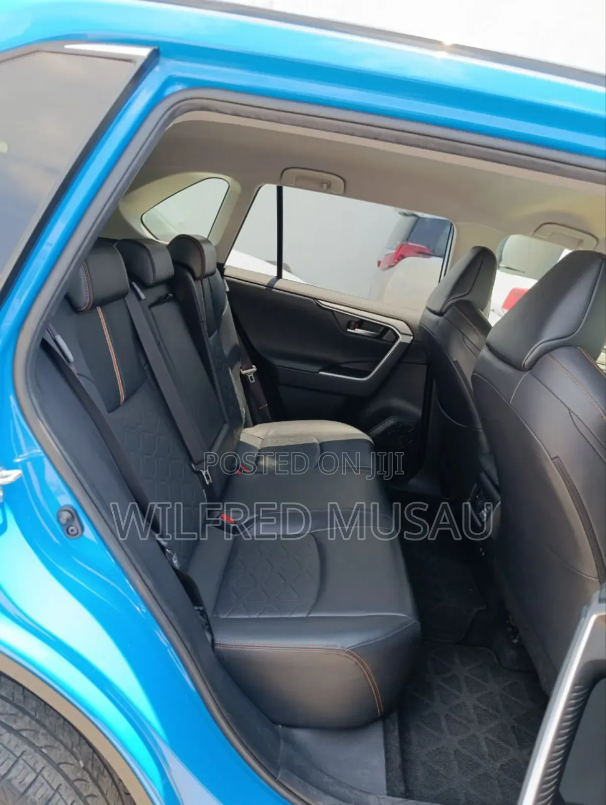 Toyota RAV4 2019 Blue