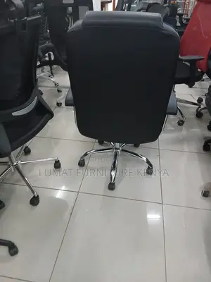 Manager Leather Seat