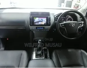 Toyota Land Cruiser Prado 2.8 2018 White