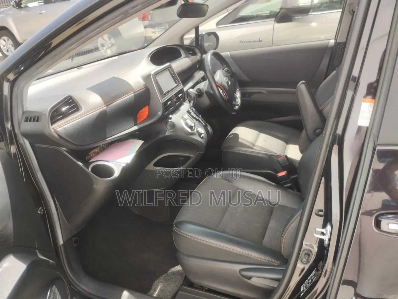 Toyota Sienta 1.5 FWD 2018 Brown