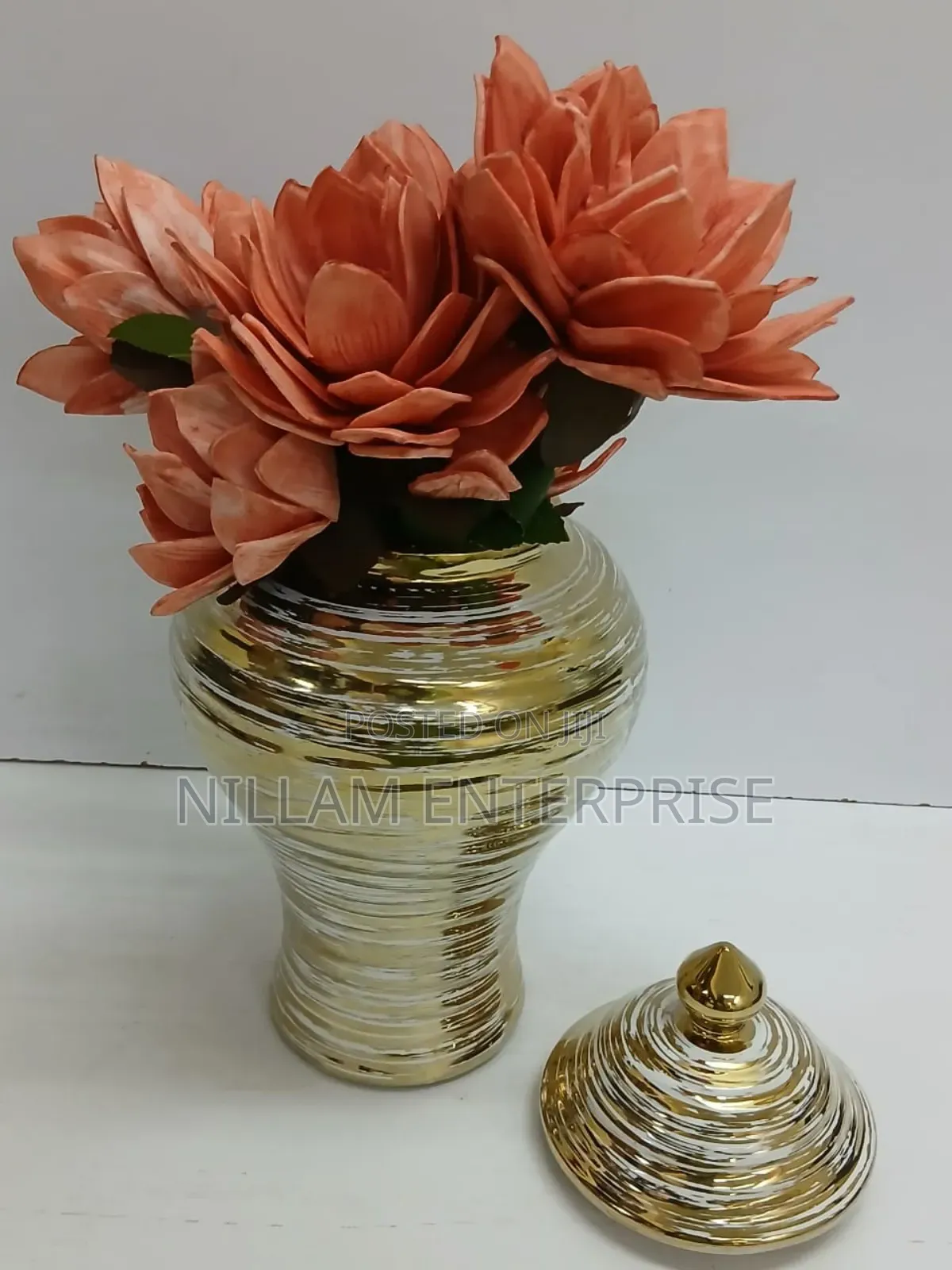Ceremic Gold-Plated White Vase-Ginger
