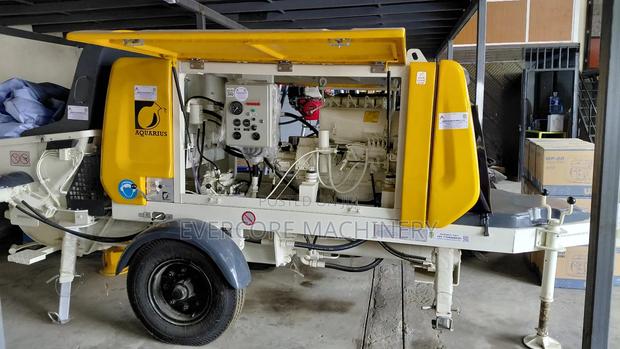 Diesel Concrete Pump With 100m Delivery Pipe.