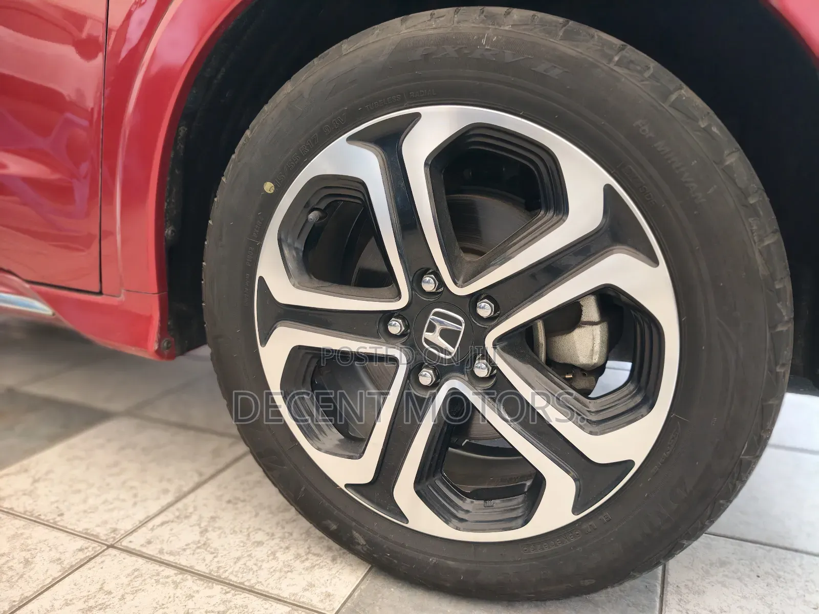 Honda Vezel 1.5 Hybrid 2WD 2019 Red