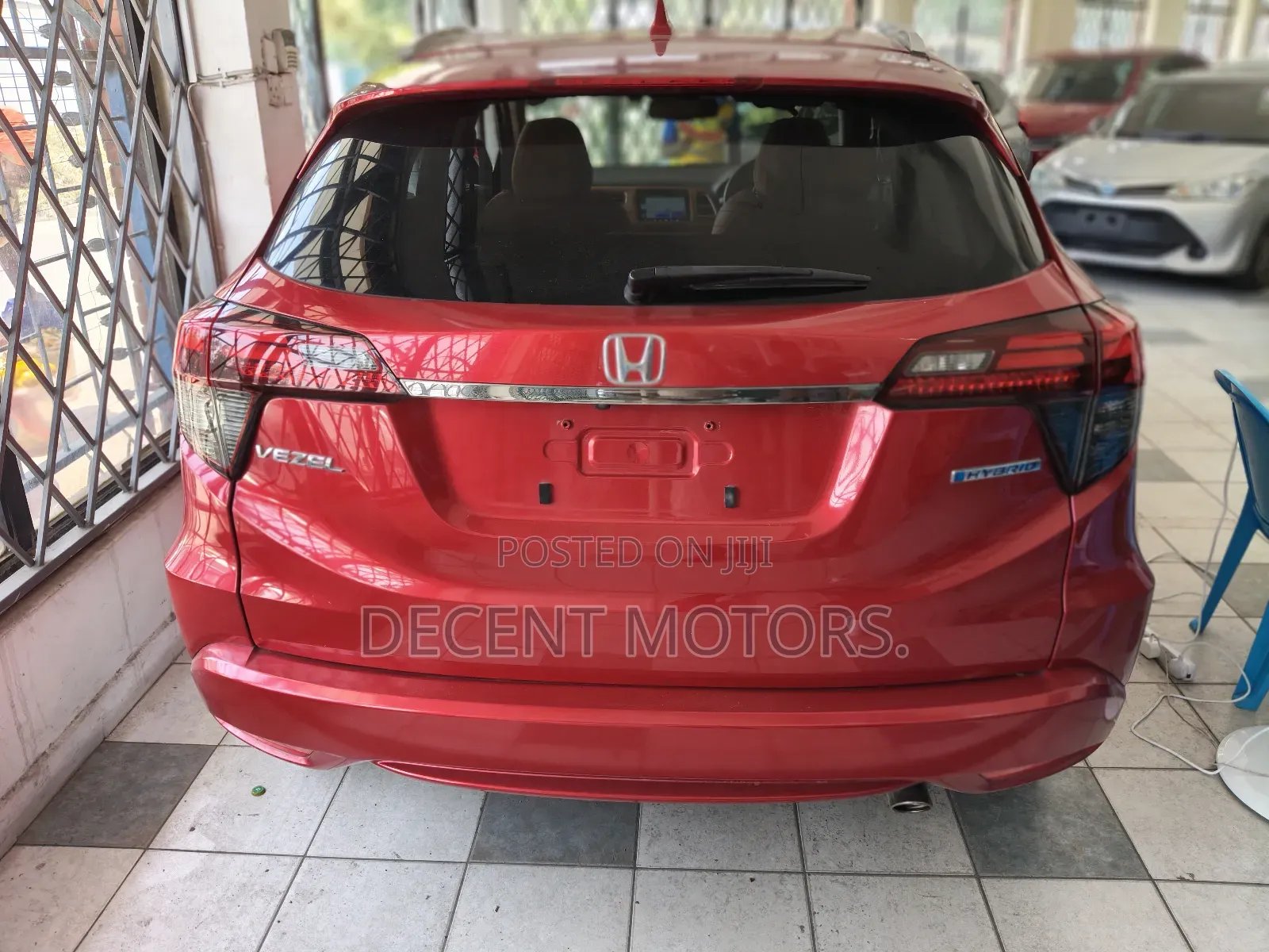 Honda Vezel 1.5 Hybrid 2WD 2019 Red