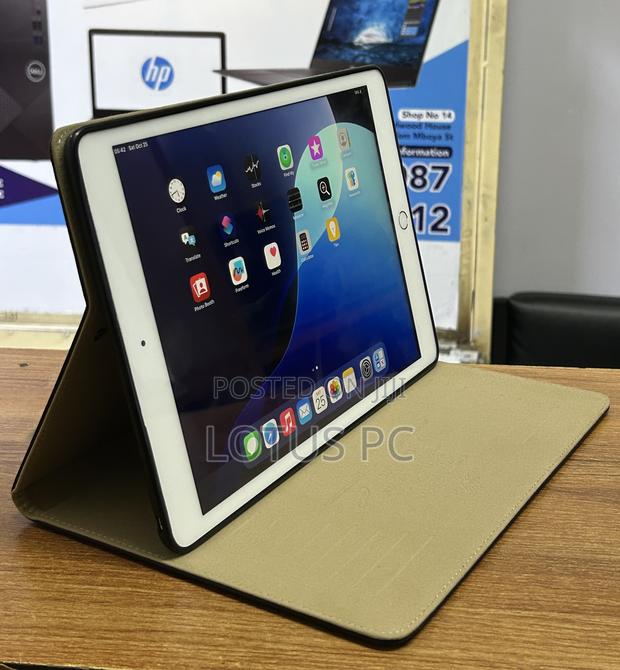 Apple iPad 10.2 (2019) 128 GB Silver - thumbnail 2