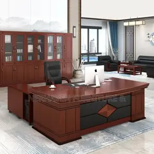 Spacious Executive Table – Ideal For Ceos & Managers