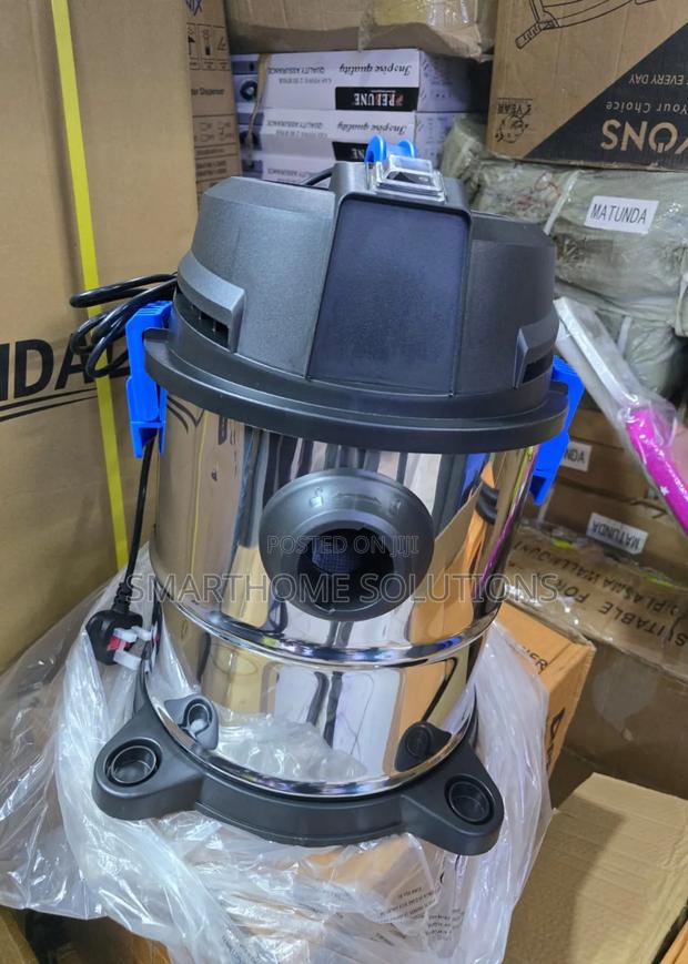 25litres Commercial Vacuum Cleaner - main view