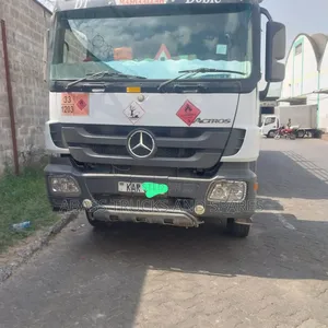 Mercedes Benz Actros 2003 White