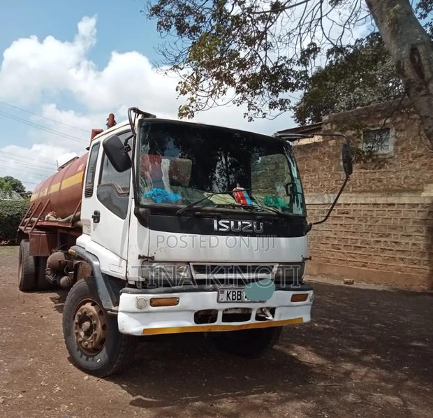 Isuzu FVZ Lorry - thumbnail 3