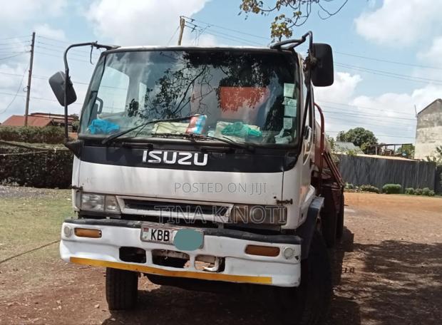 Isuzu FVZ Lorry - thumbnail 5