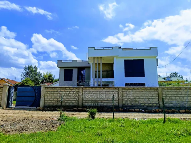 5bdrm Maisonette in Nkoroi for sale