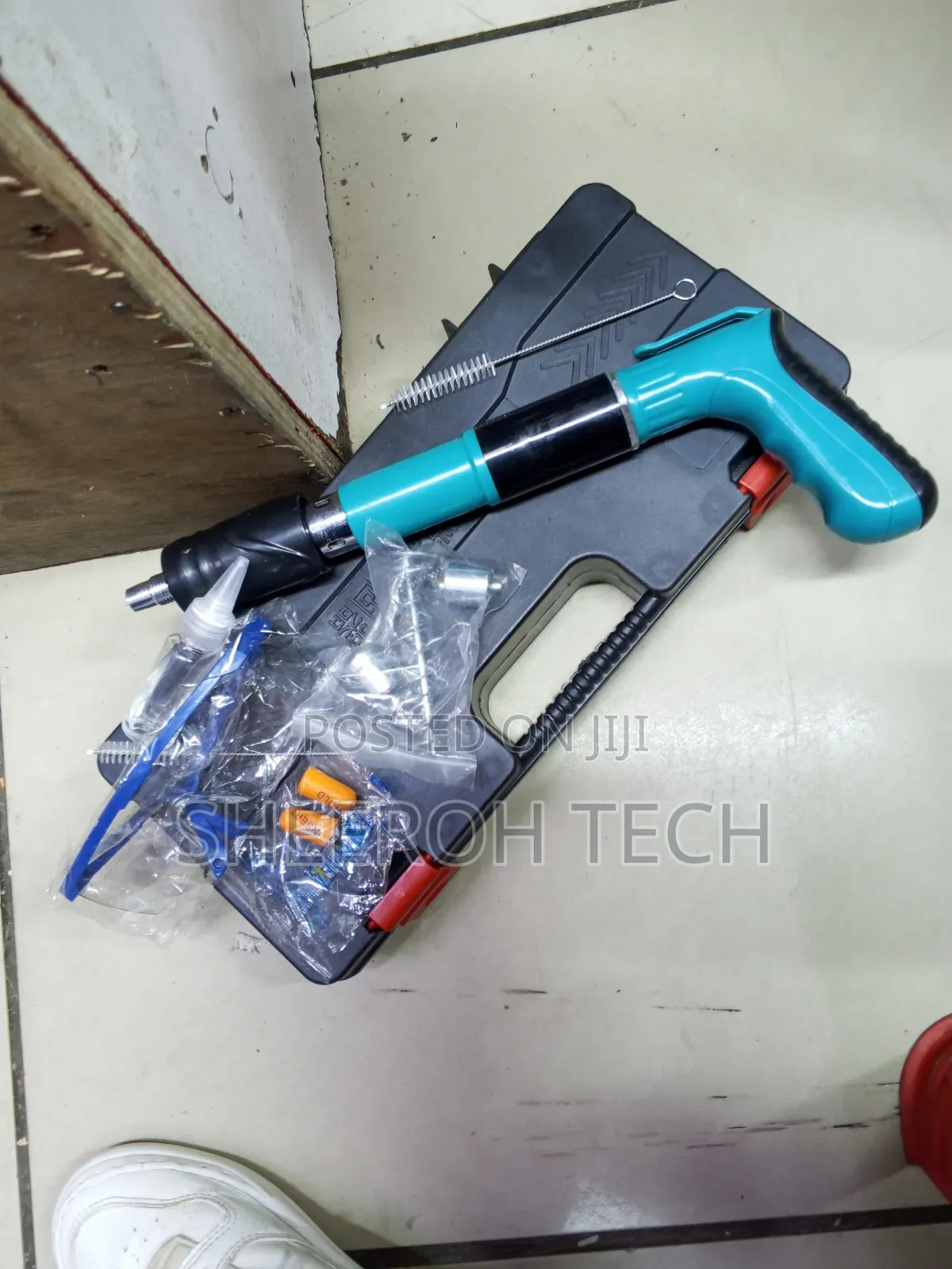 Quality Rivet Gun