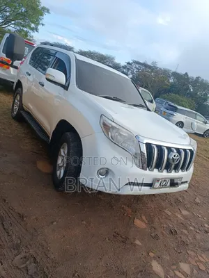 Toyota Land Cruiser Prado 2012 White