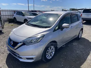 Nissan Note 2018 Silver