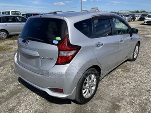 Nissan Note 2018 Silver