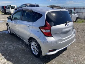 Nissan Note 2018 Silver