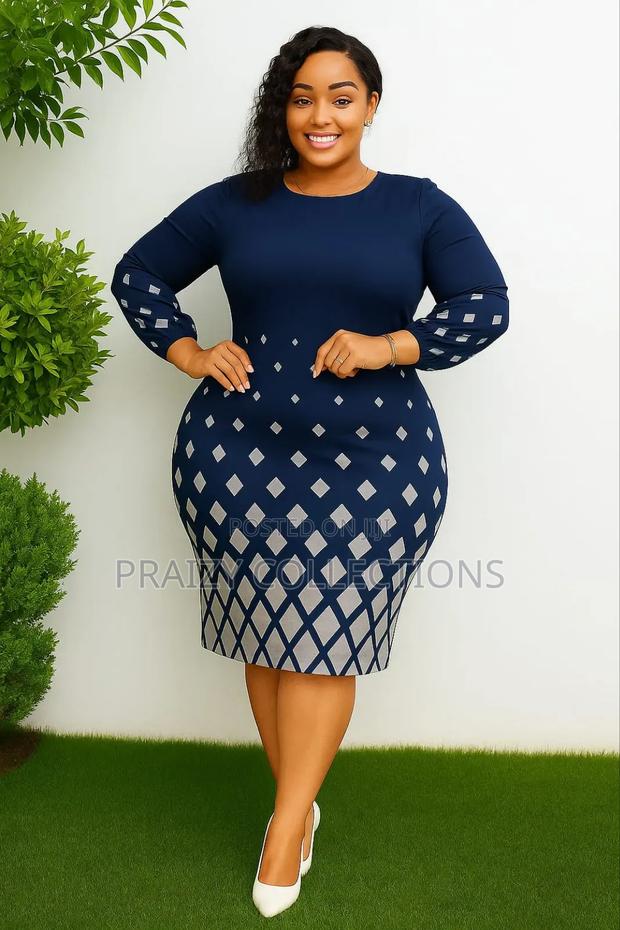 Straight Dress - thumbnail 4