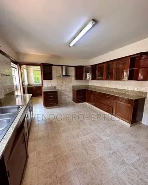 5bdrm House in Karen for rent