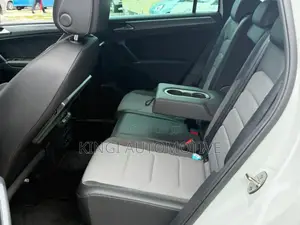 Volkswagen Tiguan 2.0T SEL R-Line FWD 2019 White