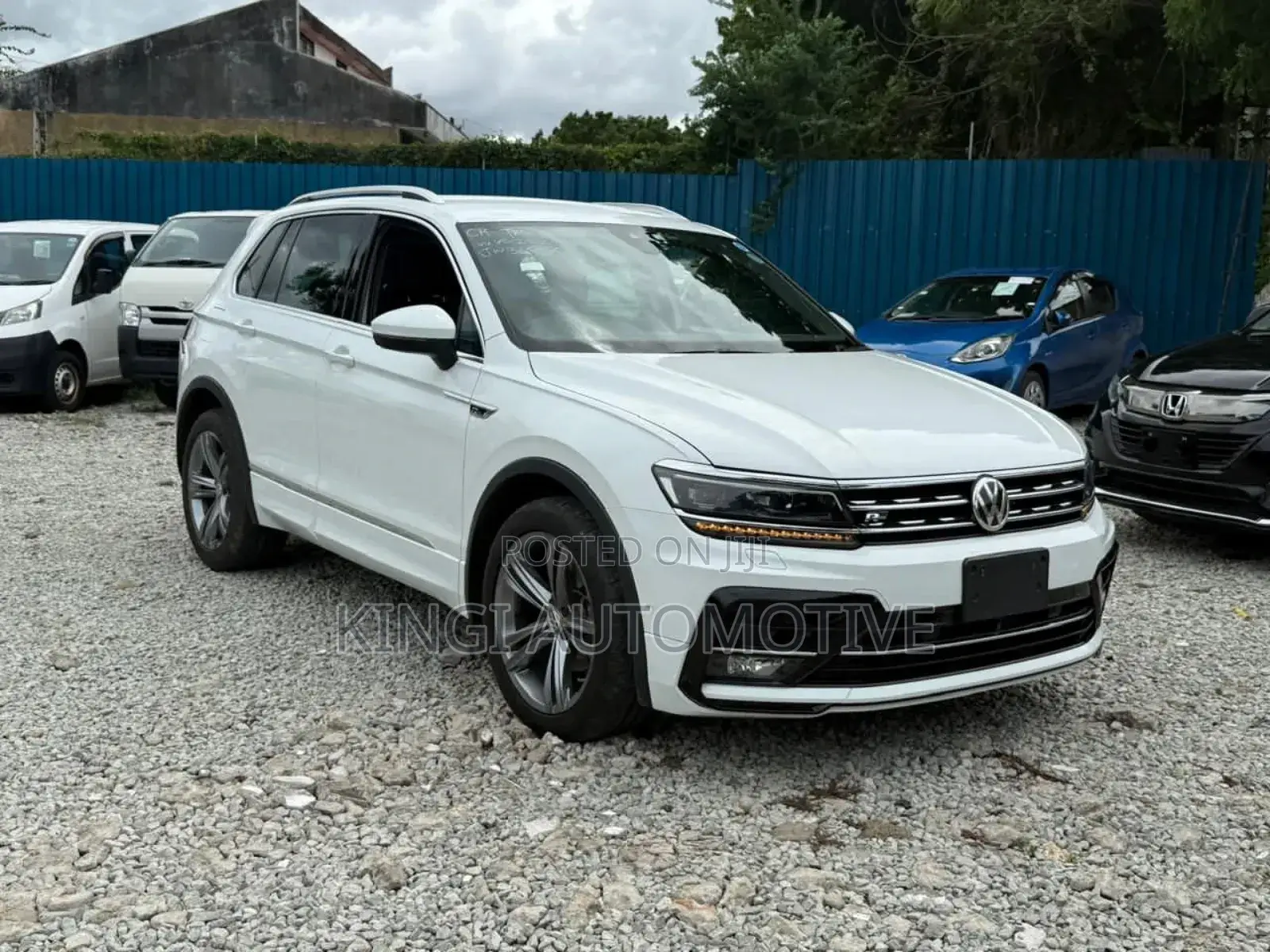 Volkswagen Tiguan 2.0T SEL R-Line FWD 2019 White
