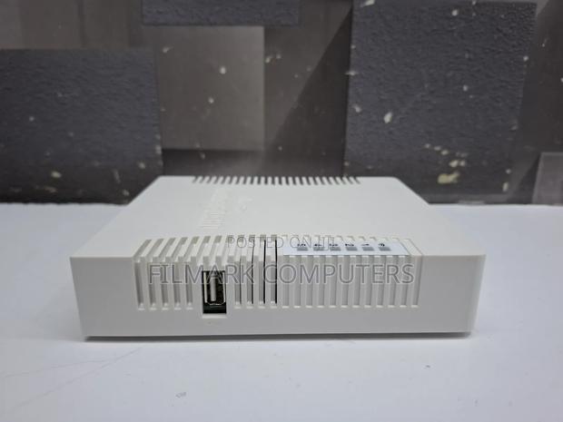 Mikrotik Rb951ui-2hnd Wireless Router - thumbnail 2
