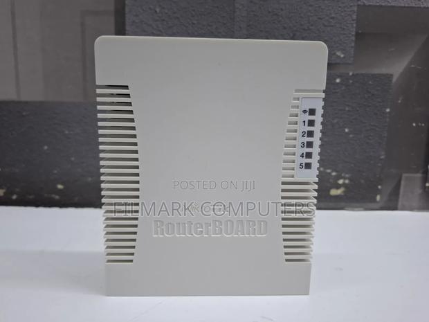 Mikrotik Rb951ui-2hnd Wireless Router - thumbnail 3