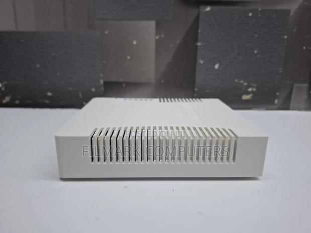 Mikrotik Rb951ui-2hnd Wireless Router - thumbnail 4