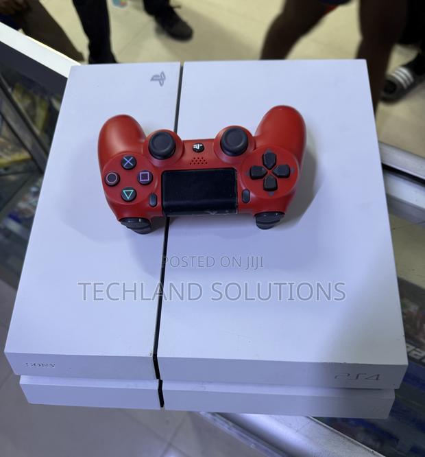Almost New Ps4 Standard White - thumbnail 4