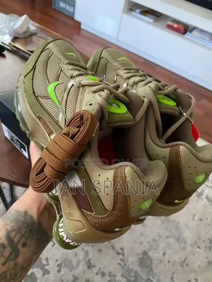 Nike Sneakers