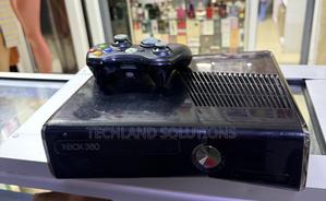 Almost New Chipped Xbox 360 Console - thumbnail 2