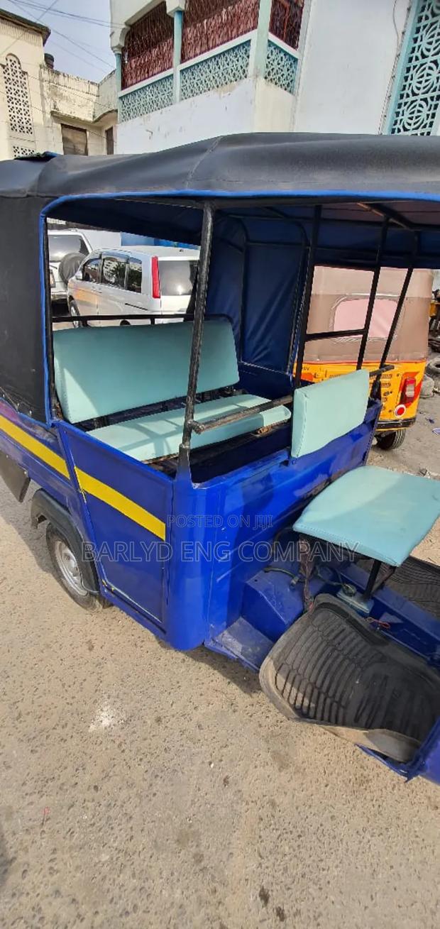 Piaggio 2020 Blue - thumbnail 9