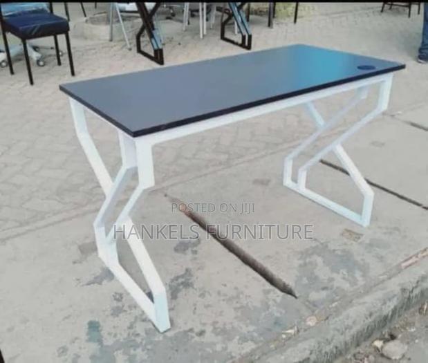 Metal Office Table Heavy Duty - main view