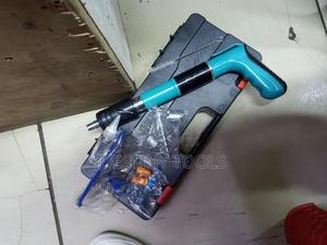 Manual Rivet Gun - thumbnail 2