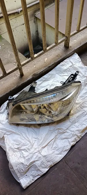 Toyota Rav 4(Ac 31) Xenon Headlight
