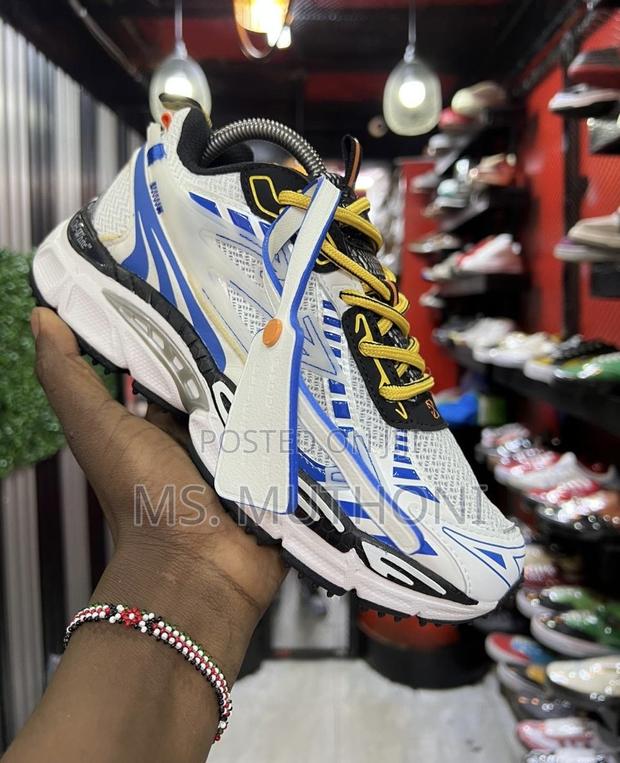 *Off-White Paris ,Pink ,Ny - thumbnail 3