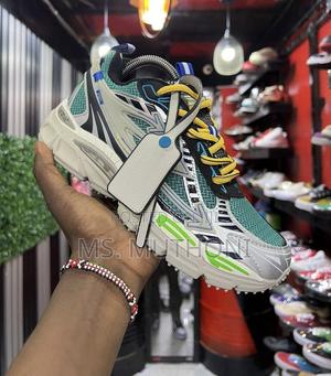 *Off-White Paris ,Pink ,Ny - thumbnail 2