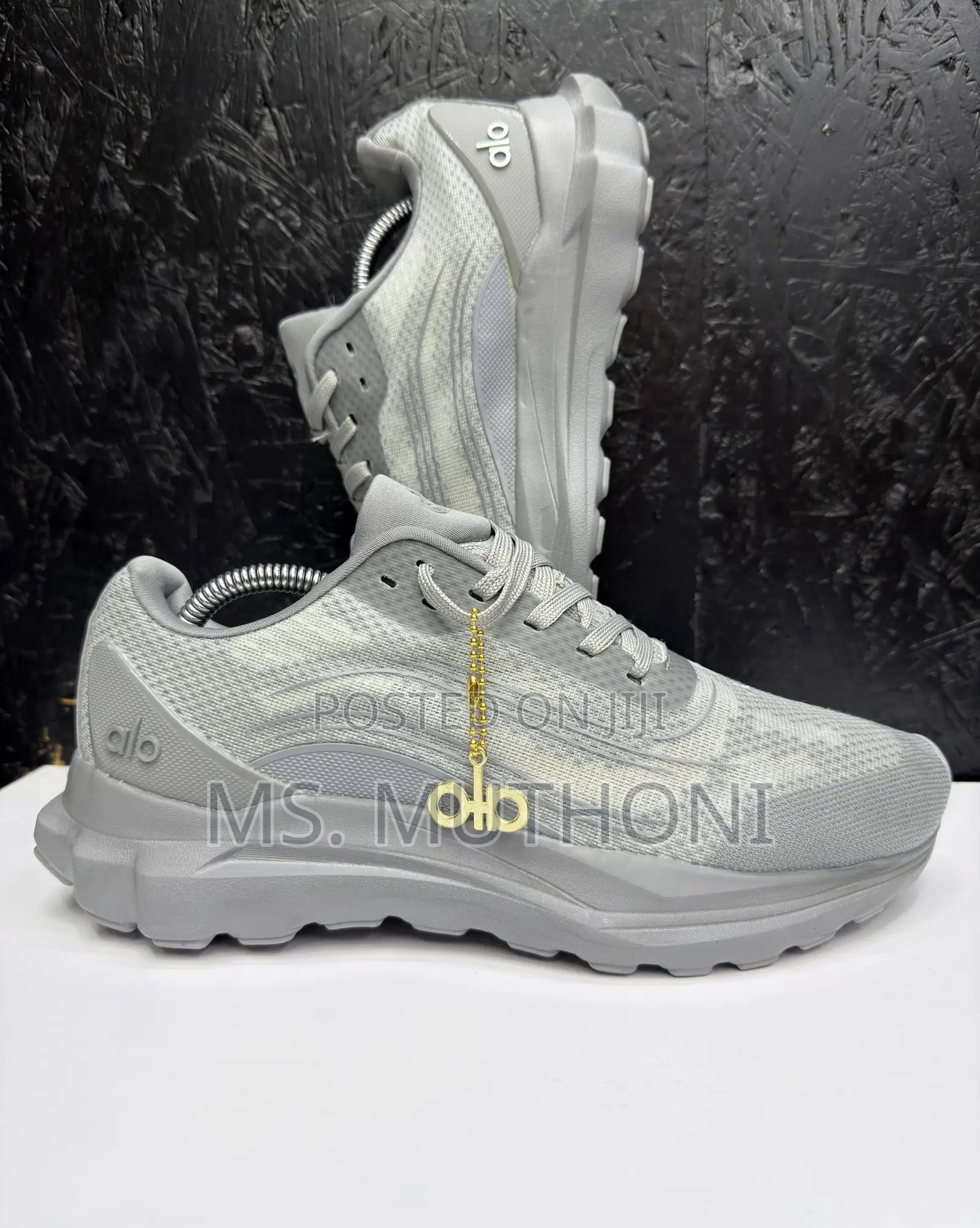 *Alo Runners / Trainers / Running Sneakers* Size : 40 - 4