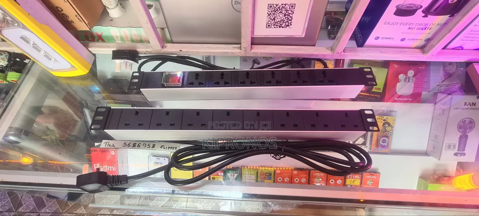 Extension Power Distribution Units 8way, Metallic Casing