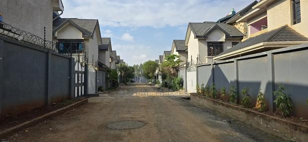 Prime Plot for Sale in Ruiru Varsityville Estate