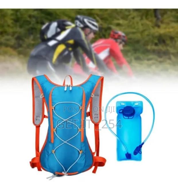 ♦ *Lightweight Hydration Backpack With Bladder* - main view